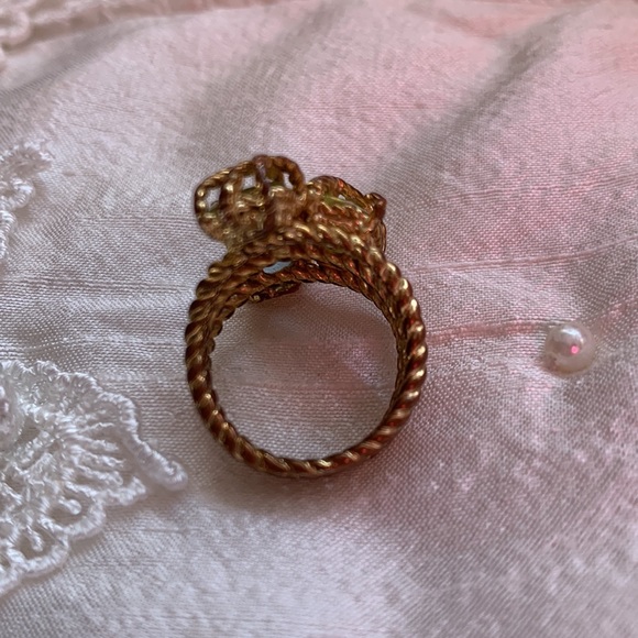 Ring - Picture 3 of 5